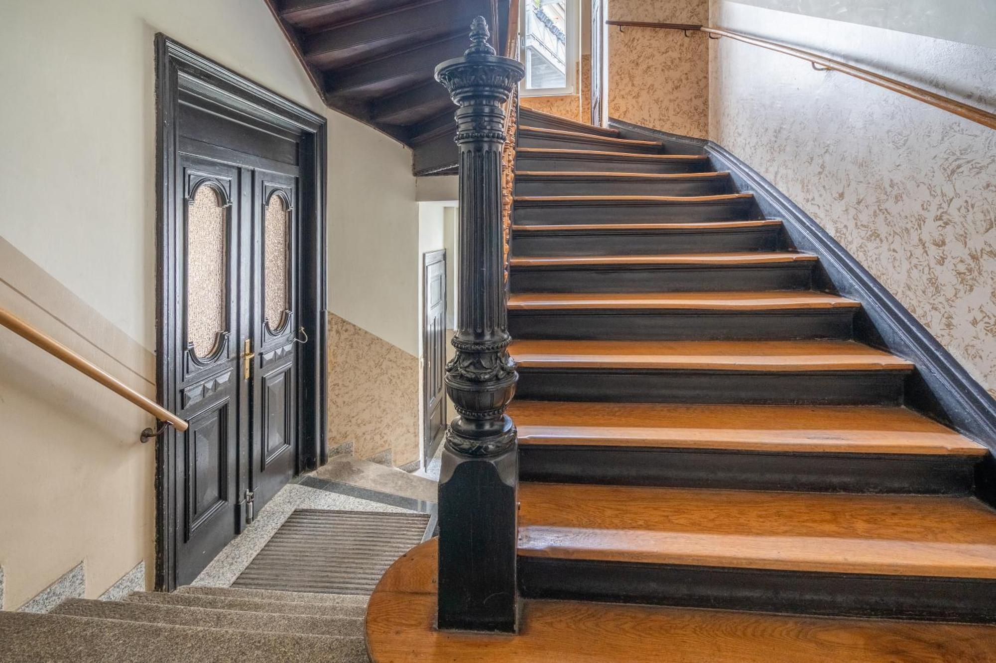 Gemuetliche Dachgeschosswohnung -Waldstrassenviertel Лейпциг Экстерьер фото